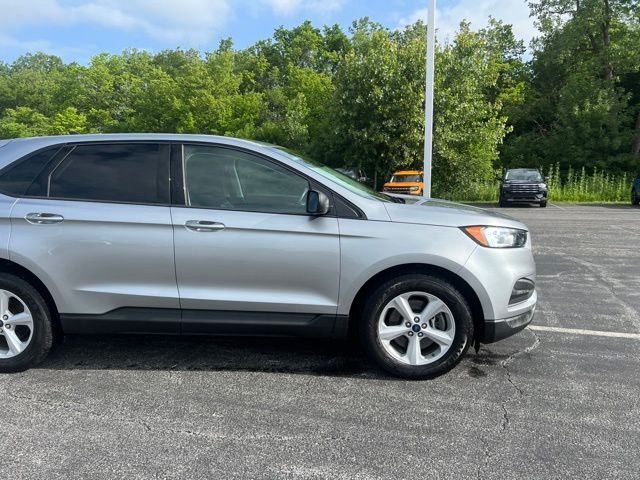 Used 2020 Silver Metallic Ford SE image 7