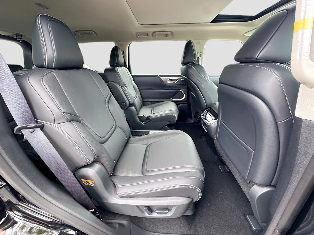 New 2026 BLACK OBSIDIAN INFINITI Luxe 4WD image 30