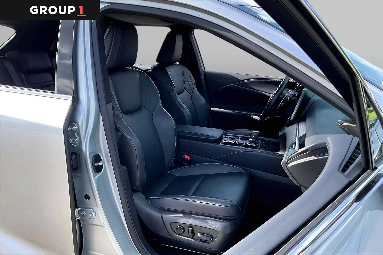 Used 2023 Iridium Lexus Premium image 8