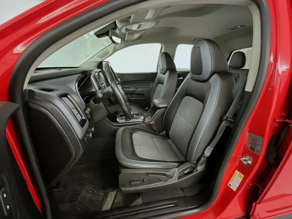 Certified Used 2020 Red Chevrolet Z71 image 10