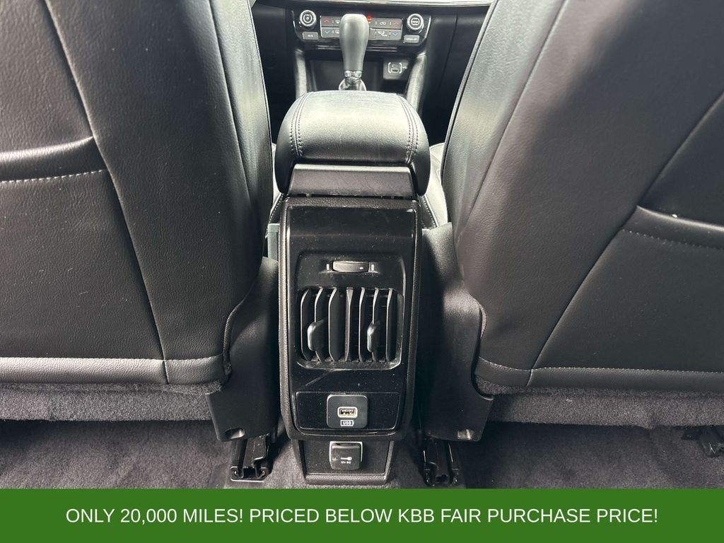 Used 2023 Gray Jeep Limited image 12