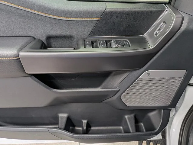 New 2026 Oxford White Ford Tremor® image 51