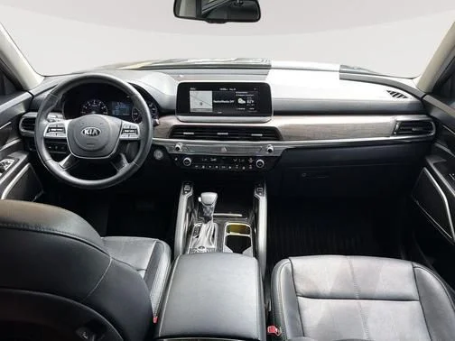 Used 2020 Gray Kia EX image 10