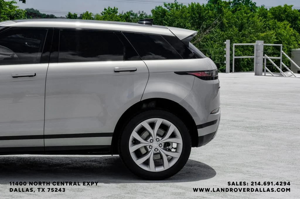 Certified Used 2022 Silver Land Rover SE image 15