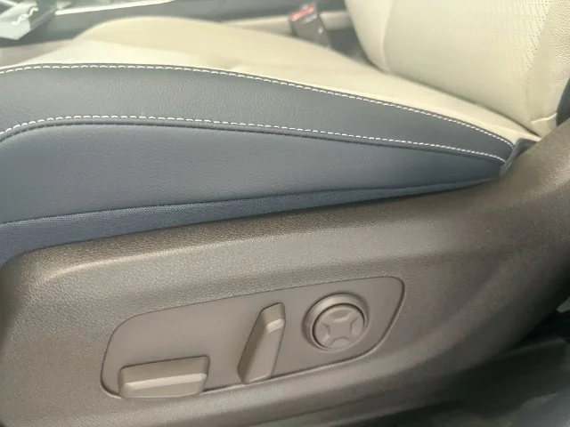 New 2027 Snow White Pearl Kia SX Prestige image 23