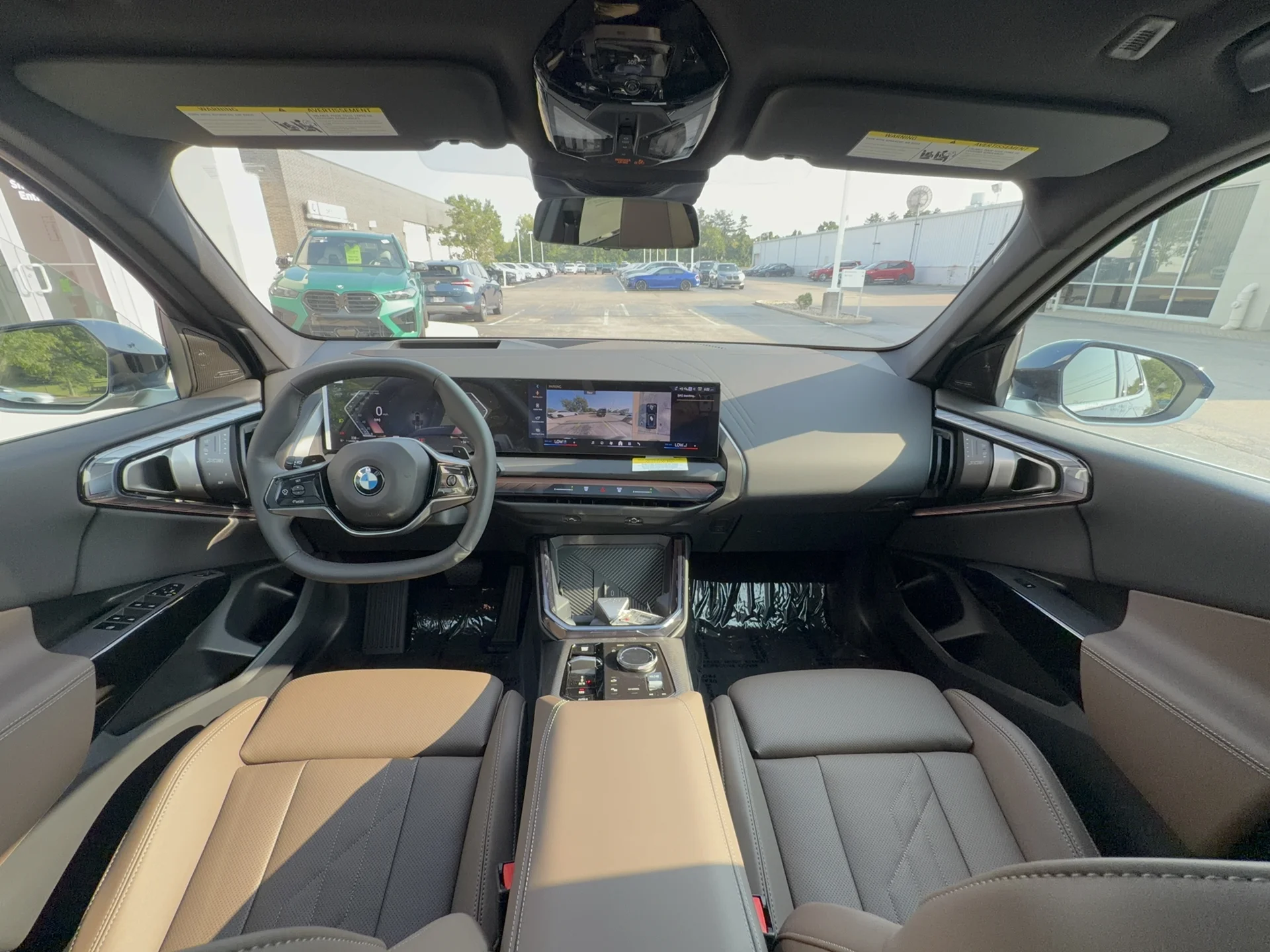 New 2026 Tanzanite Blue II Metallic BMW 30 xDrive image 12