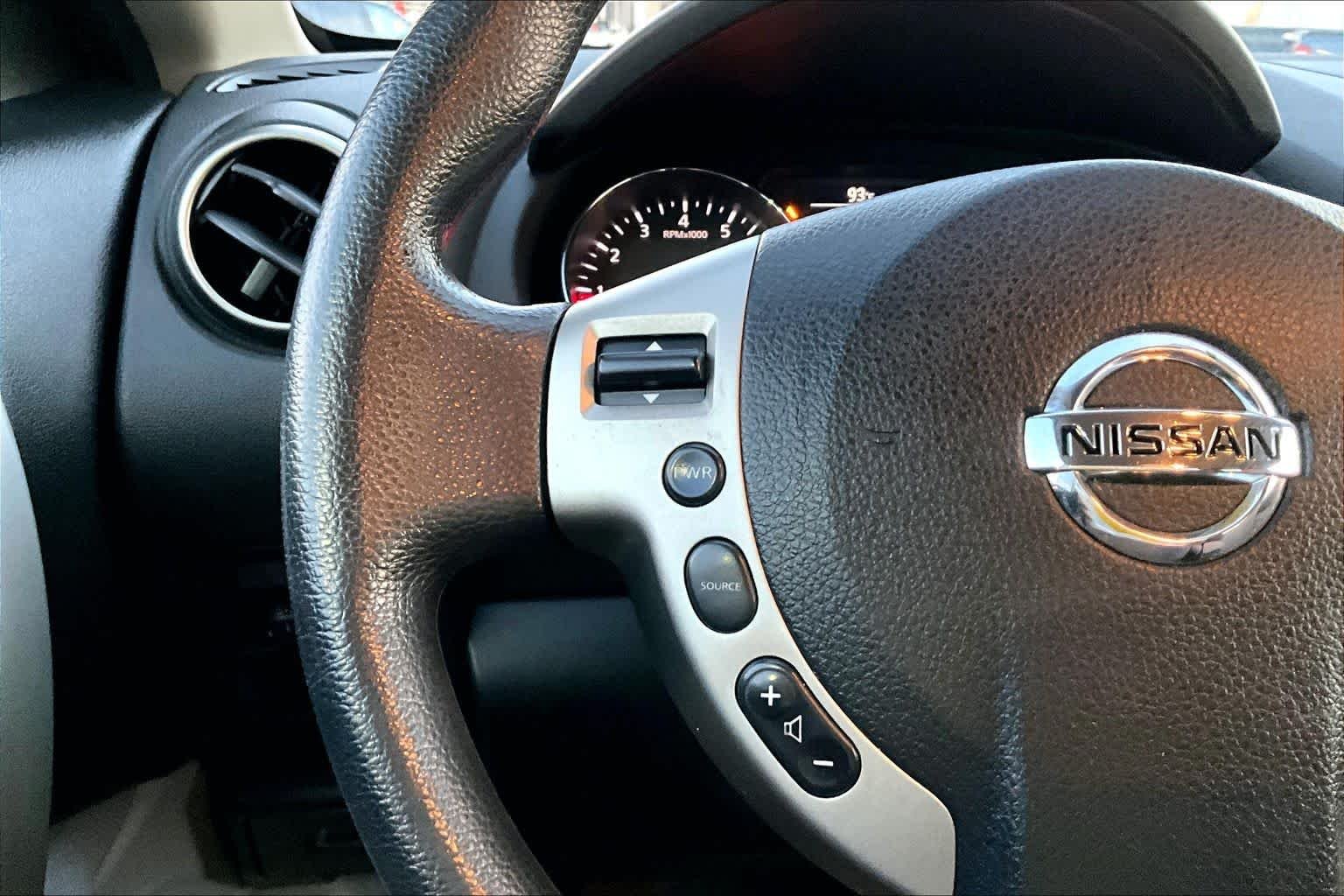 Used 2012 Platinum Graphite Nissan S image 24