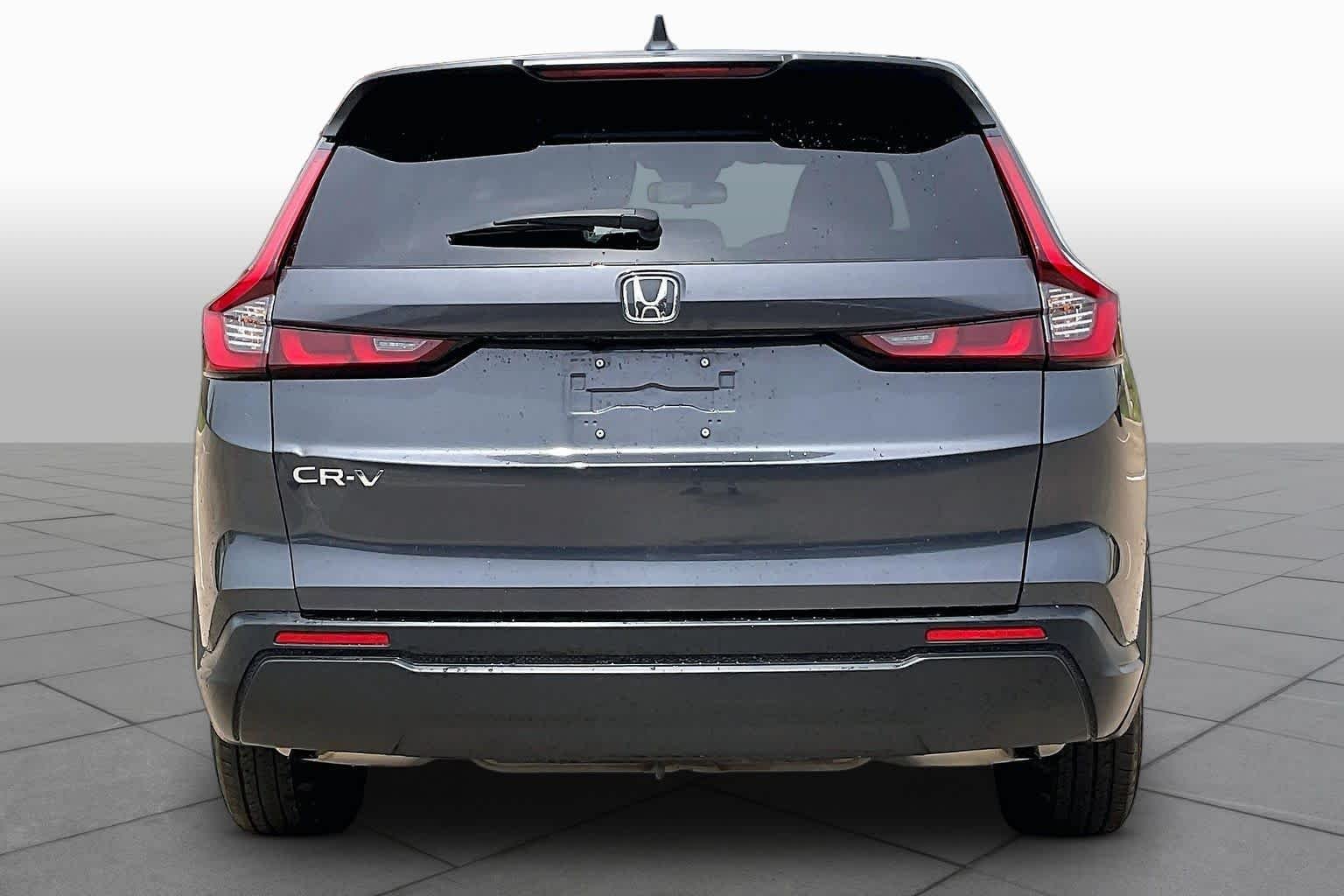 Used 2025 Meteorite Gray Metallic Honda LX image 6
