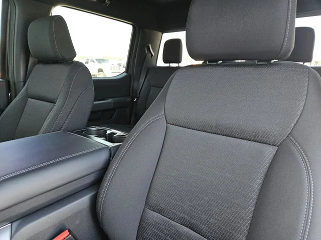 New 2026 Carbonized Gray Metallic Ford XLT image 22