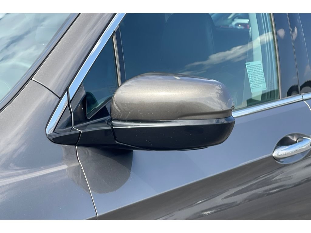 Used 2020 Pacific Pewter Metallic Honda RTL-E image 52