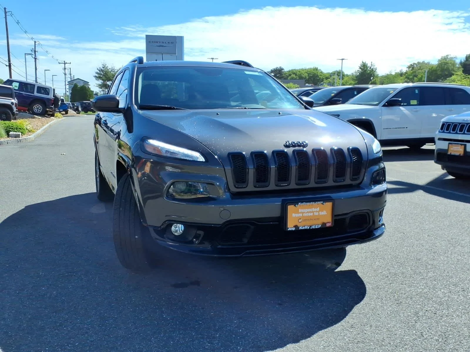 Certified Used 2018 Granite Crystal Met. Clear Coat Jeep Latitude Tech Connect image 4