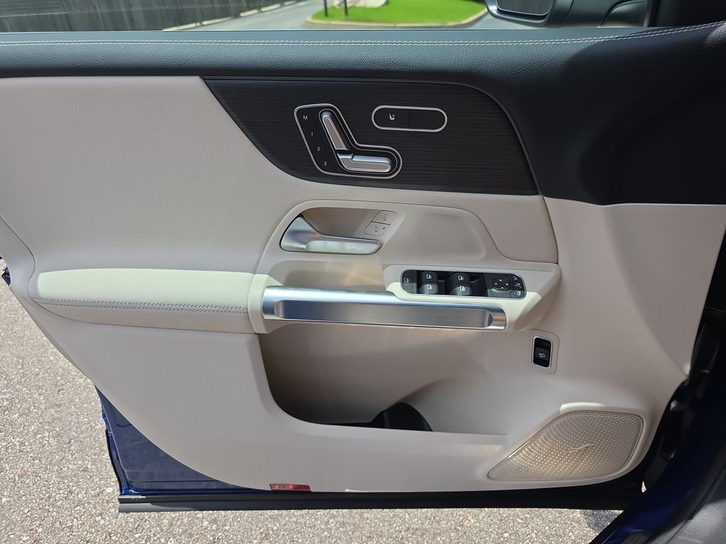 New 2026 Blue Mercedes-Benz GLB 250 image 20