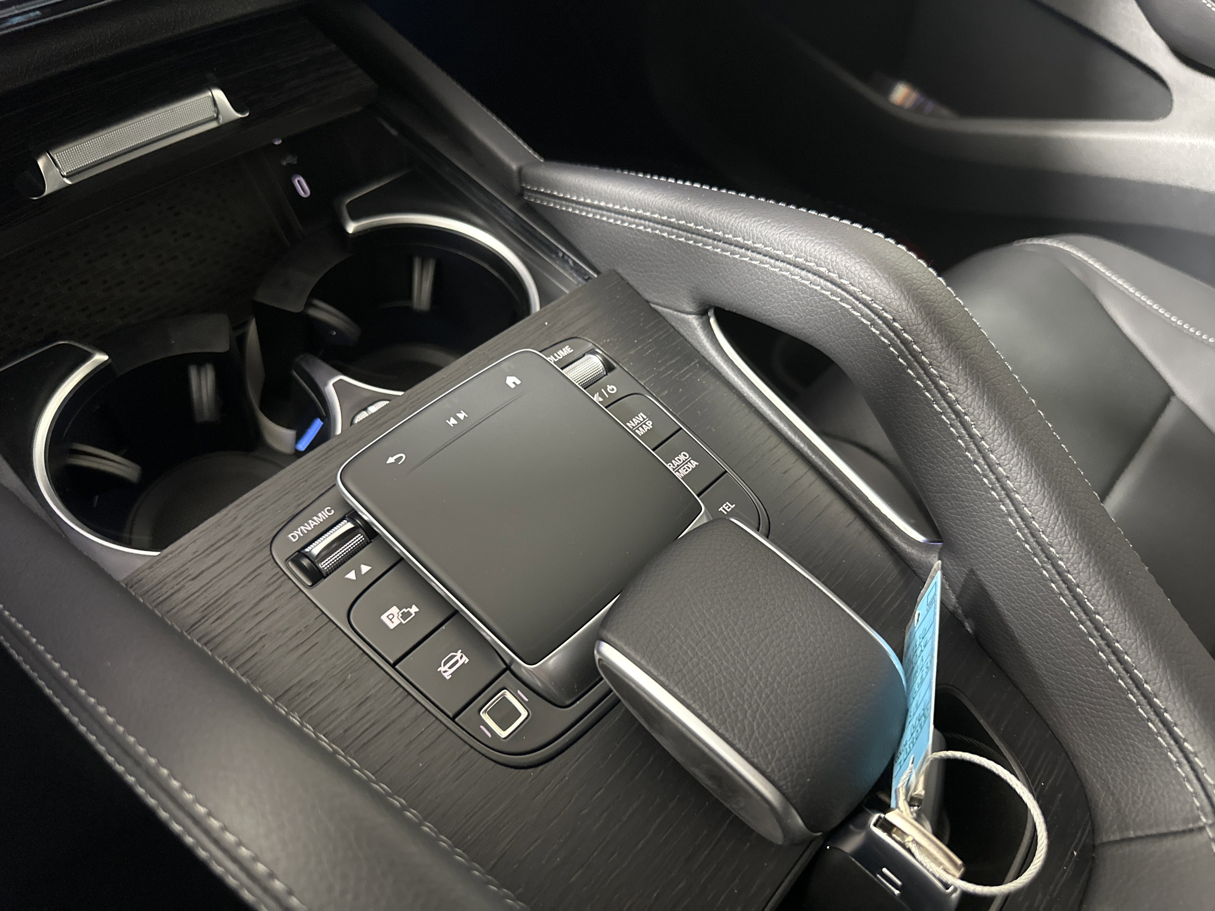 New 2026 MANUFAKTUR Silicon Grey Mercedes-Benz GLE 350 image 20