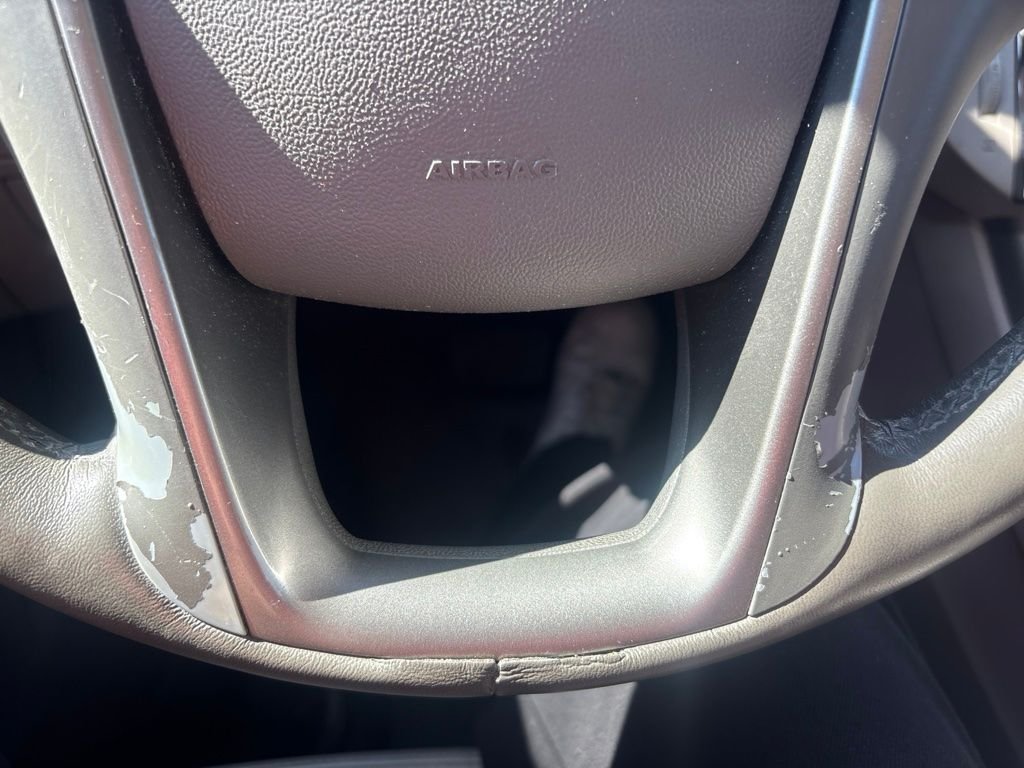 Used 2010 White Buick CXL image 14