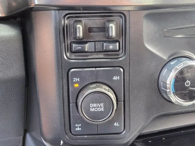 Used 2025 Blue Ford Lariat image 29