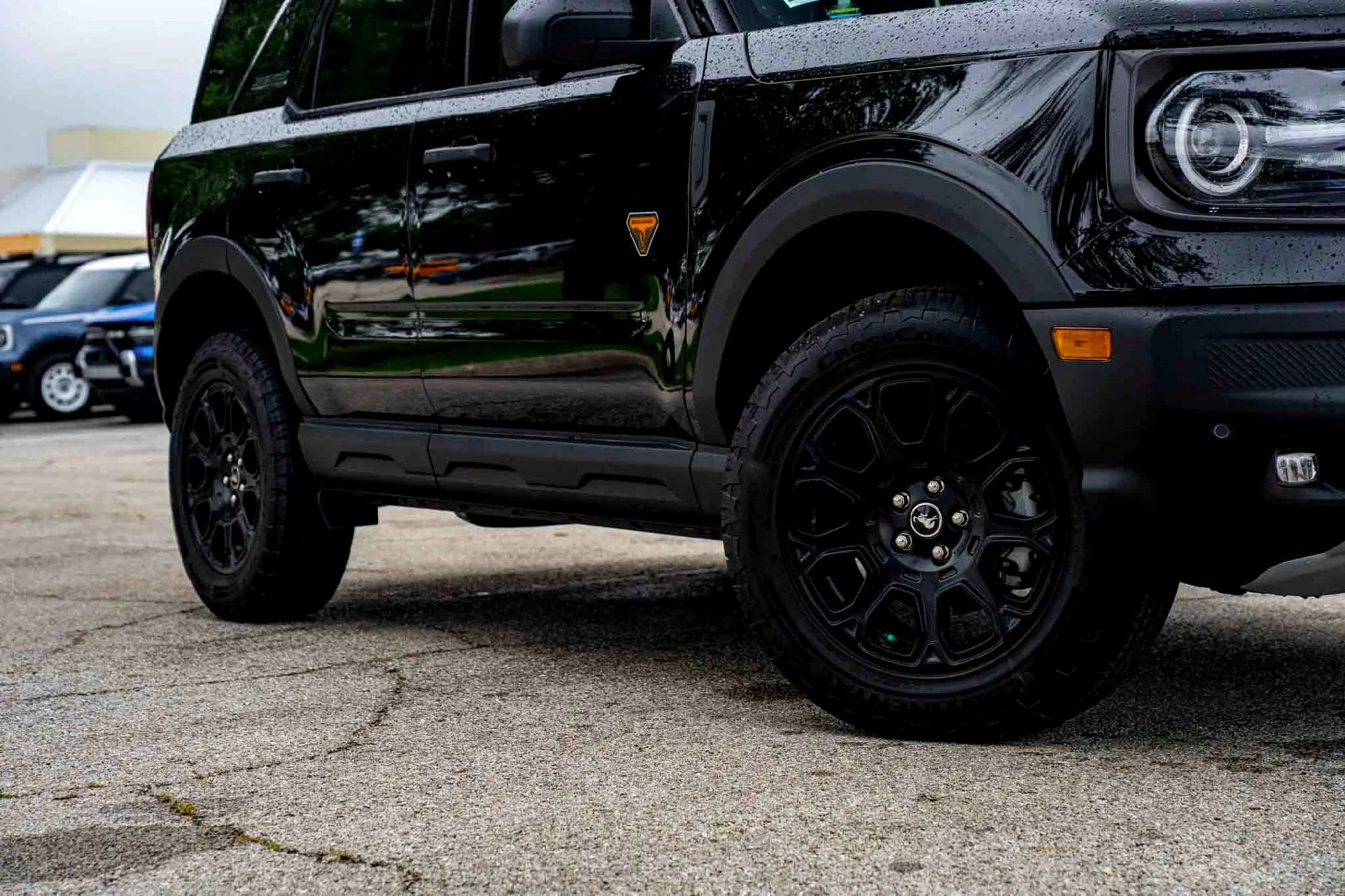 New 2026 Shadow Black Ford Badlands image 2