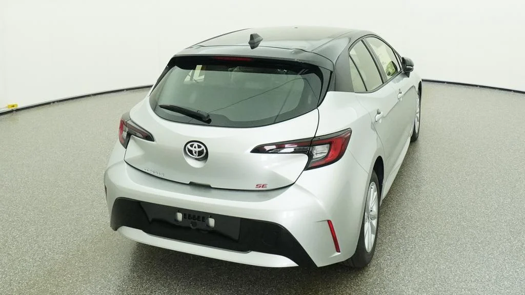 New 2027 Classic Silver Metallic with Black roof Toyota SE image 33