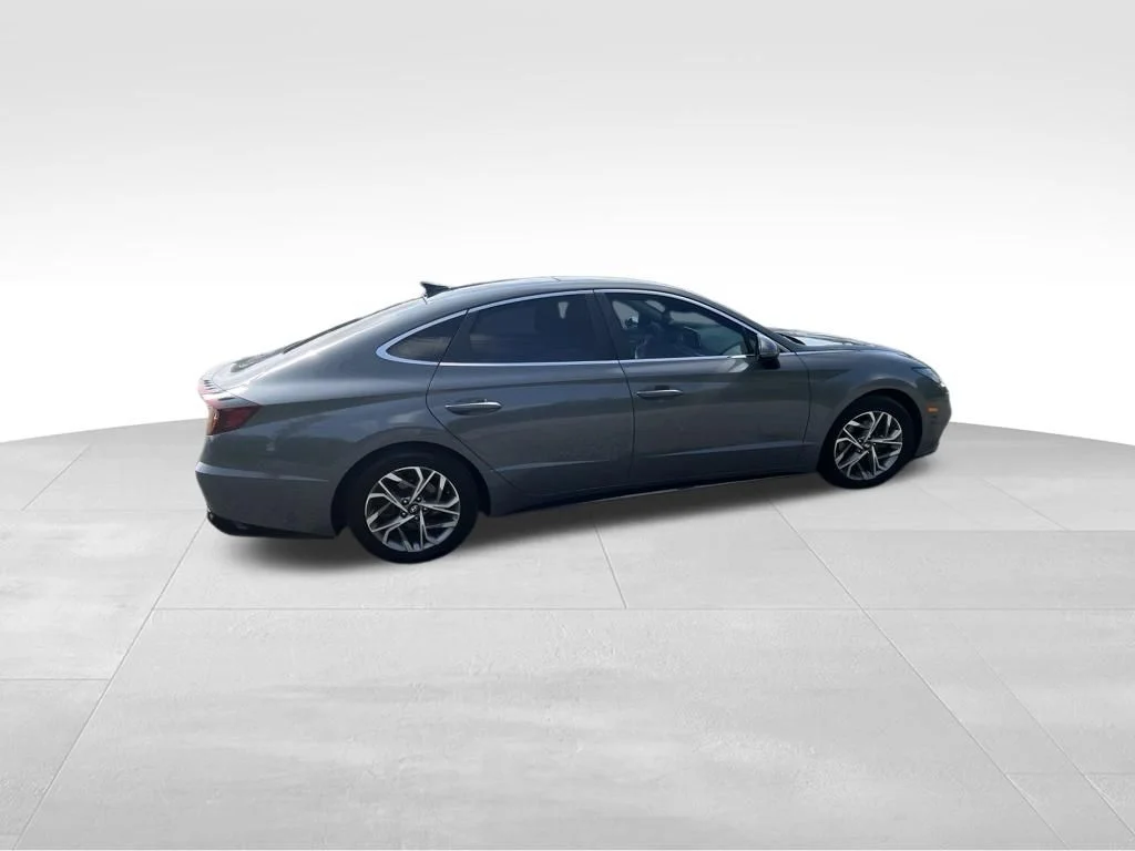 Used 2022 Gray Hyundai SEL image 13
