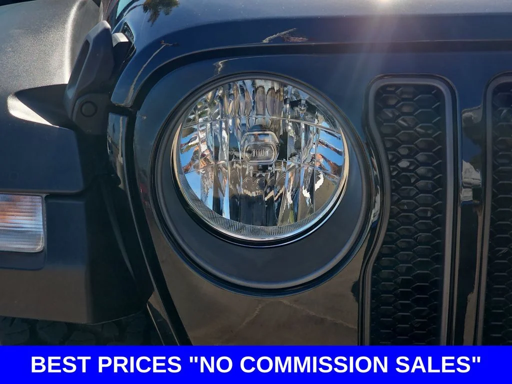 Used 2021 Black Jeep Rubicon image 32