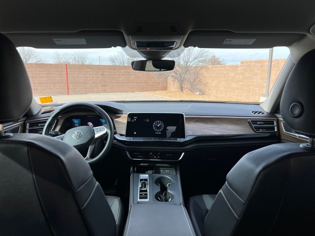 2025 Volkswagen Atlas SE - Photo 17