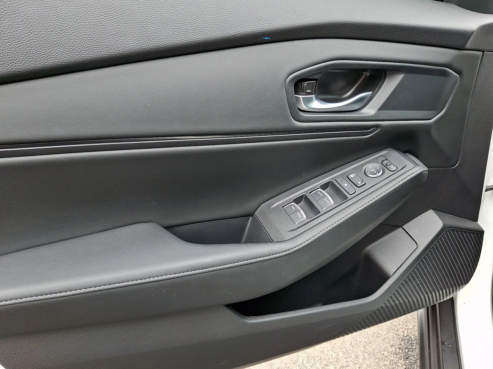 2025 Honda Accord Hybrid Sport - Photo 11