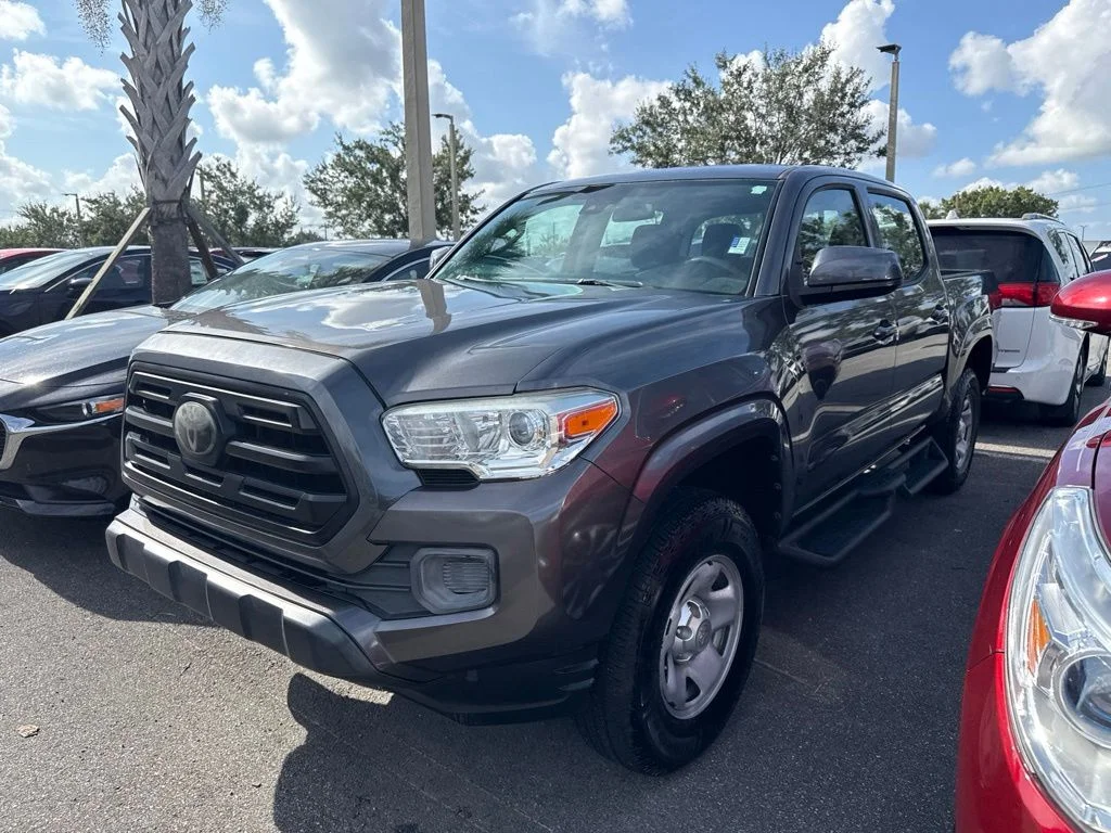 Used 2018 Gray Toyota SR image 2