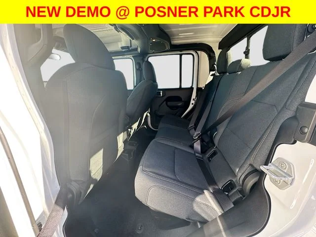 New 2026 Bright White Clear-Coat Exterior Paint Jeep Sport S image 23