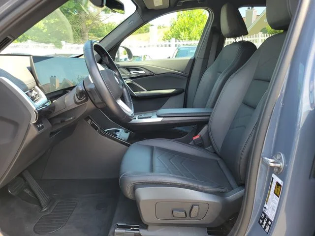 Certified Used 2024 Gray BMW xDrive28i image 21