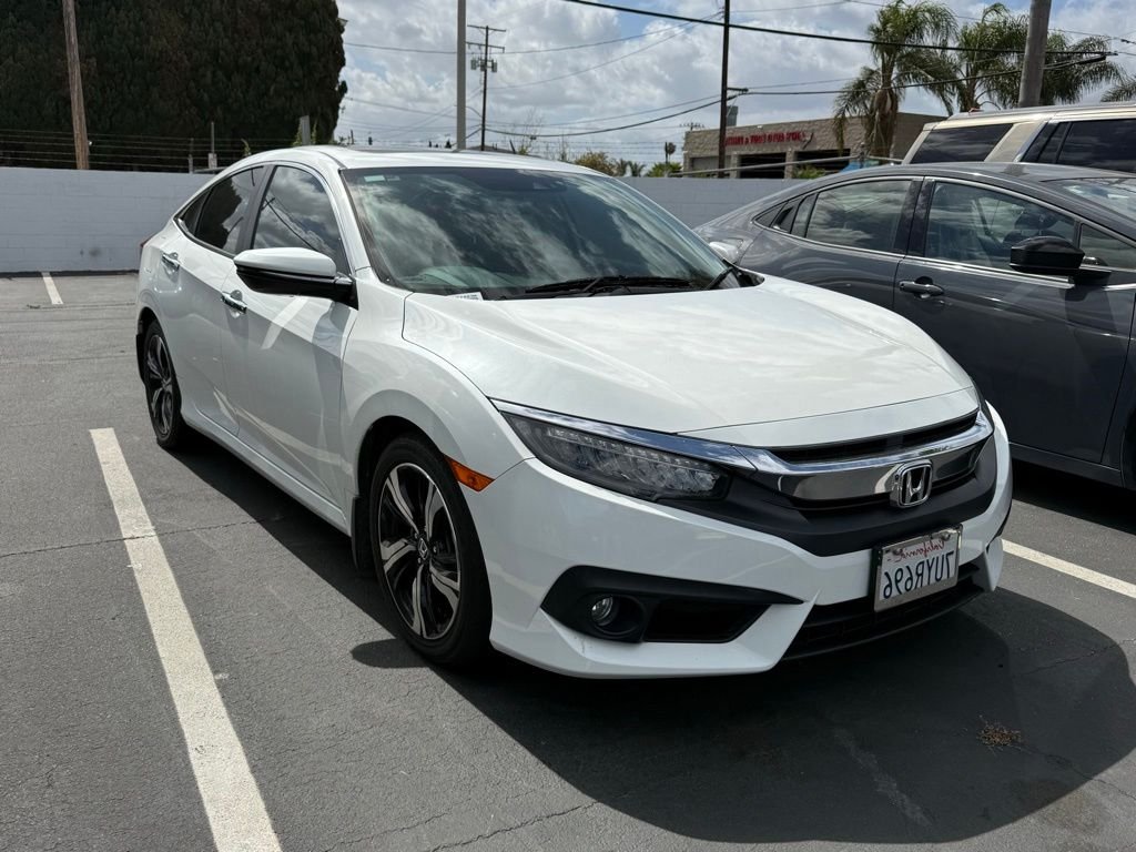 2016 Honda Civic Touring CVT's photo