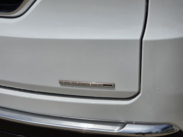 Used 2024 White Jeep Series III image 35