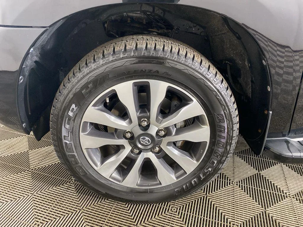 Used 2018 Midnight Black Metallic Toyota Limited image 11
