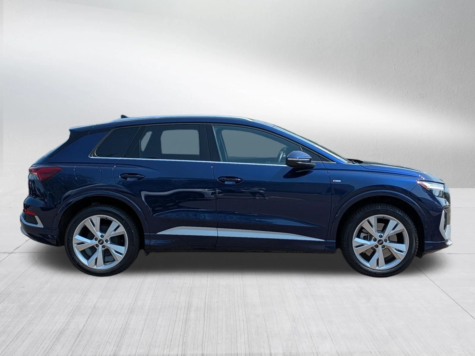 Used 2023 Navarra Blue Metallic Audi Premium Plus image 8