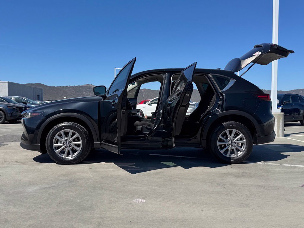 Used 2022 Jet Black Mazda 2.5 S image 27