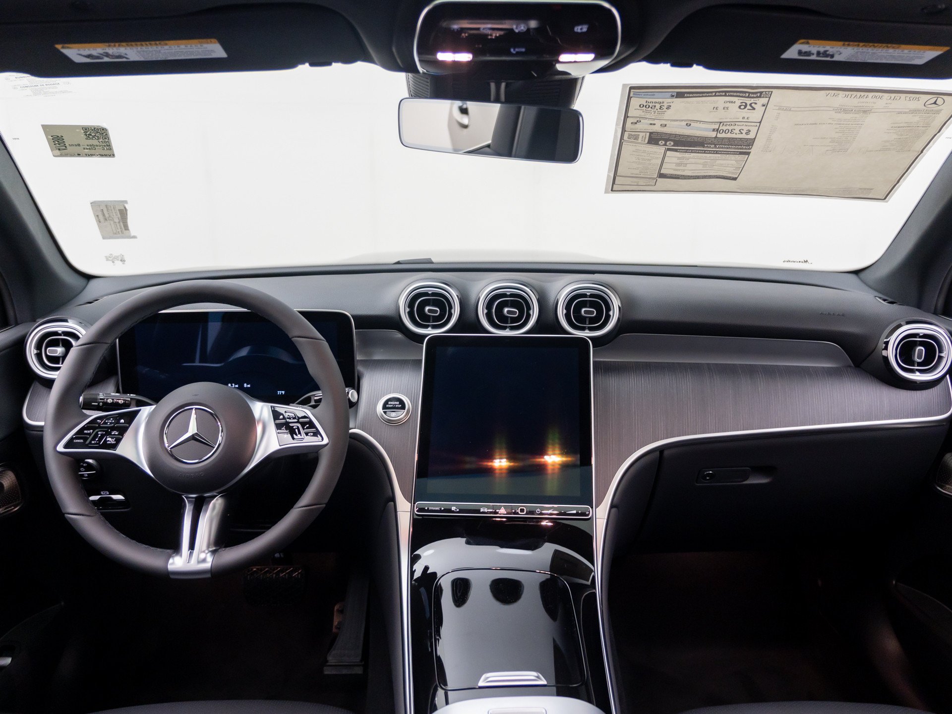 New 2027 Black Mercedes-Benz GLC 300 image 51