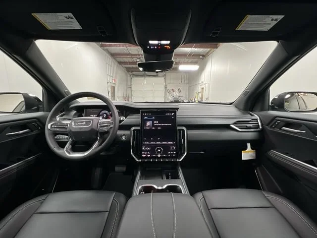 New 2026 Sterling Metallic GMC Elevation image 20