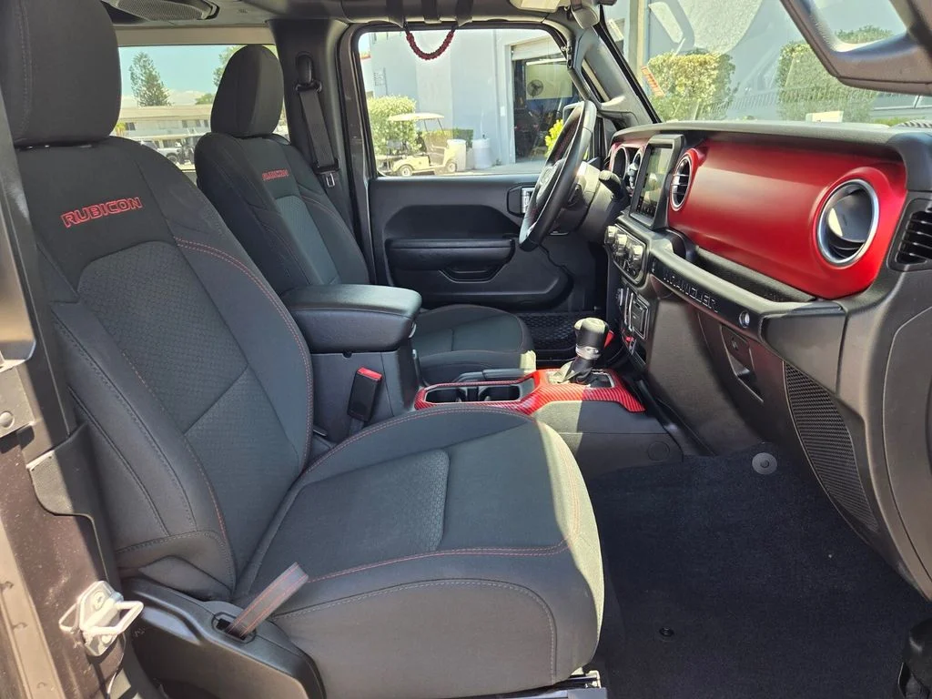 Used 2022 Gray Jeep Rubicon image 19