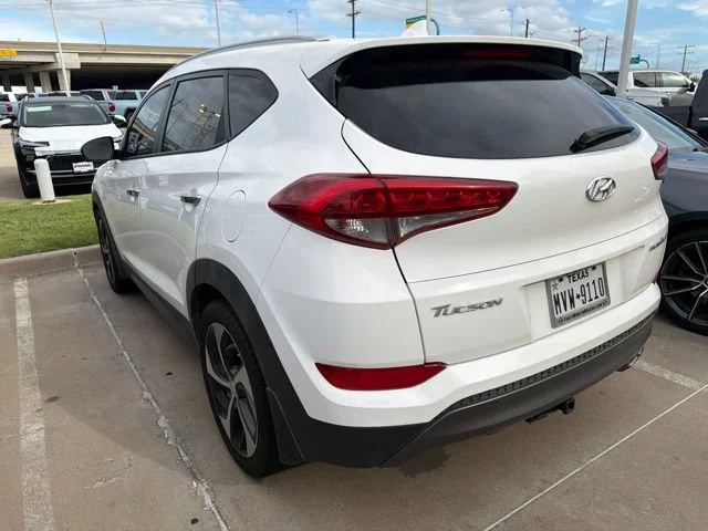 Used 2016 White Hyundai Limited image 6
