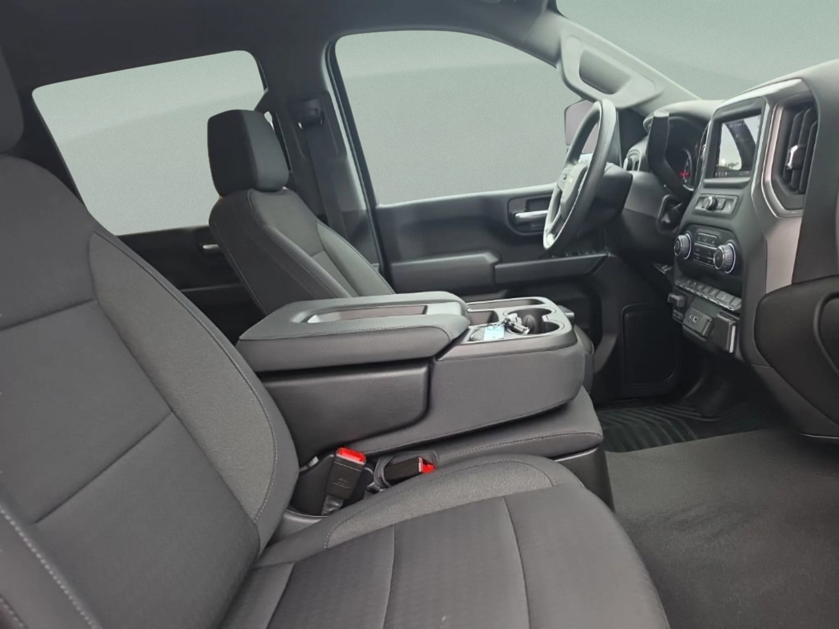 Used 2025 Slate Gray Metallic Chevrolet Custom image 28