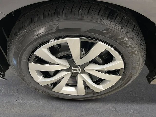 New 2026 Meteorite Gray Metallic Honda LX image 12