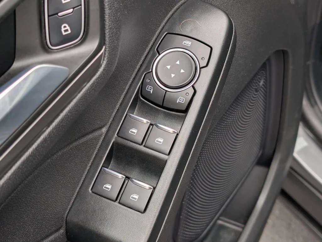 2024 Ford Escape PHEV - Photo 20