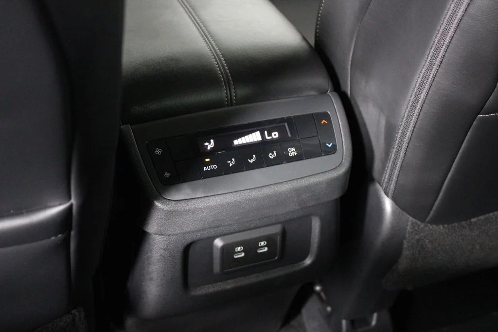 2026 Nissan Pathfinder SL - Photo 25