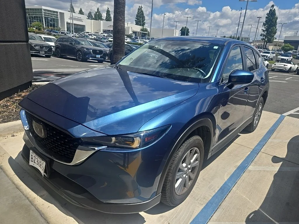 2023 Mazda CX-5 S Select Package Auto AWD's photo