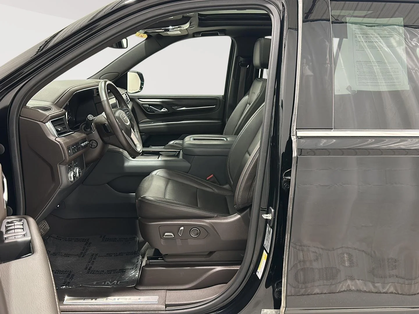 Used 2021 ONYX BLACK GMC Denali image 19