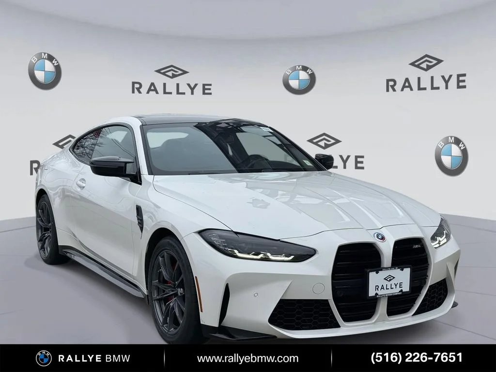 2023 BMW M4 -'s photo