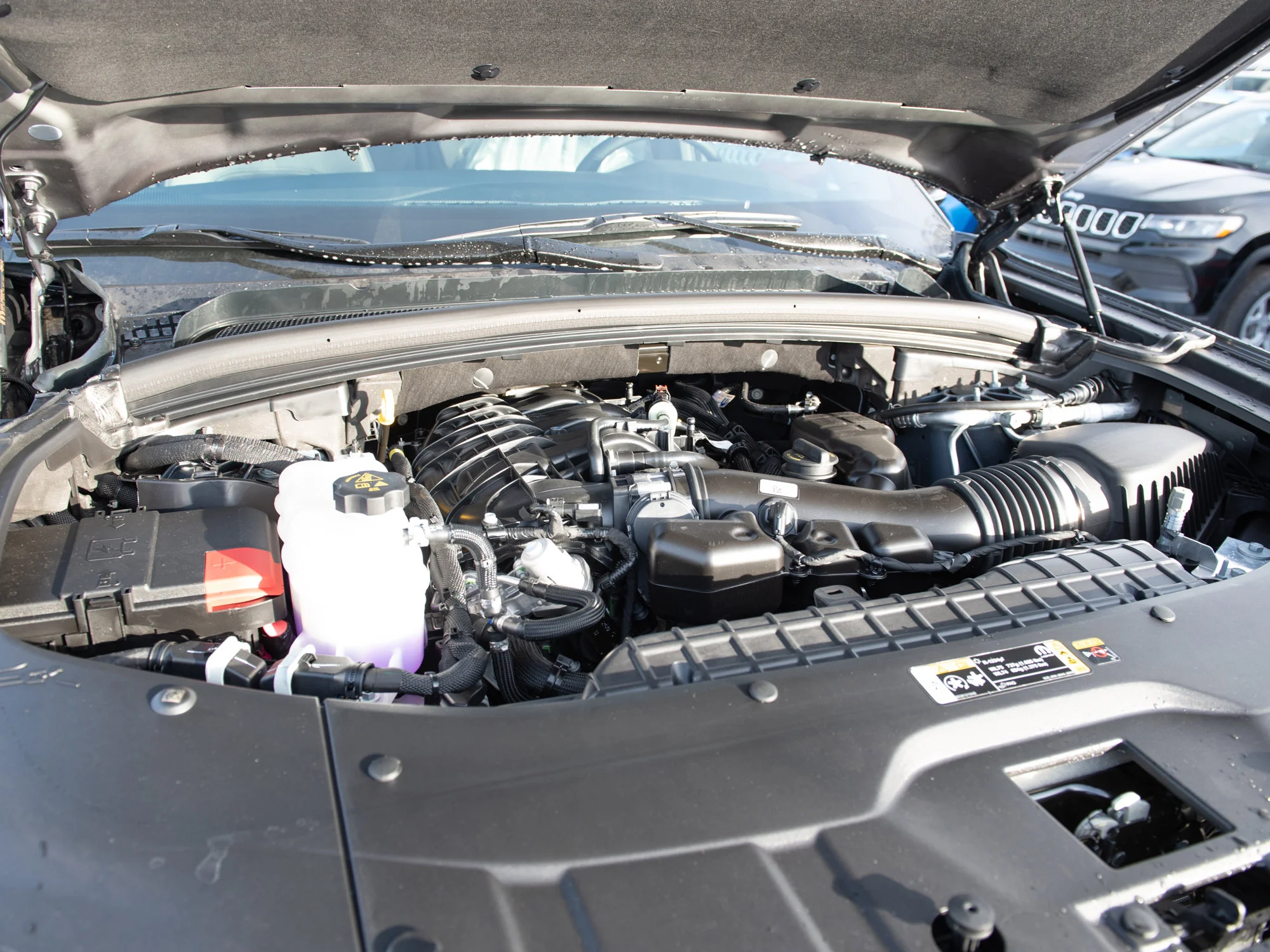 New 2025 Grey Jeep Altitude* image 7