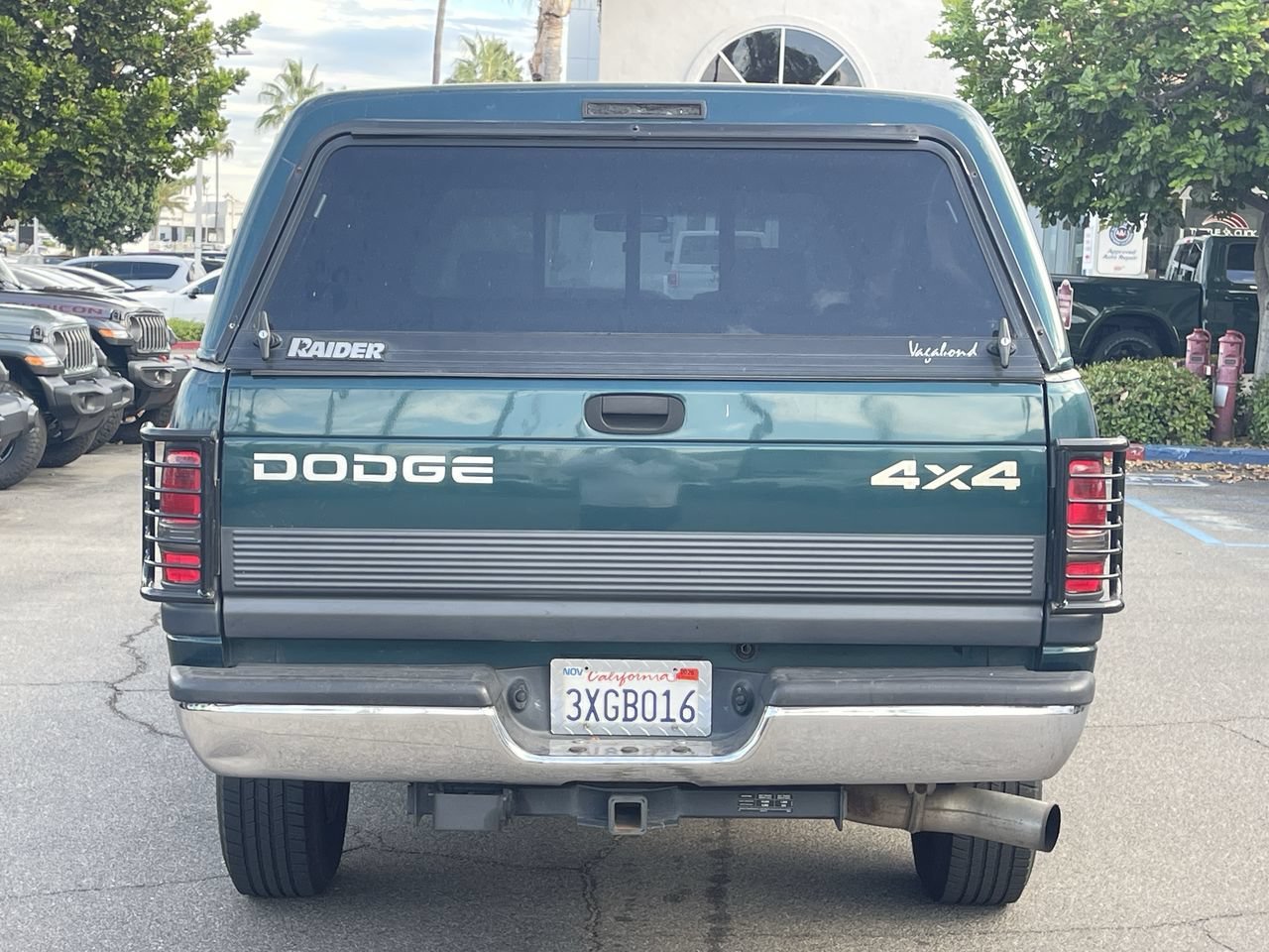 Used 1996  Dodge CLUB CAB 155 WB image 4