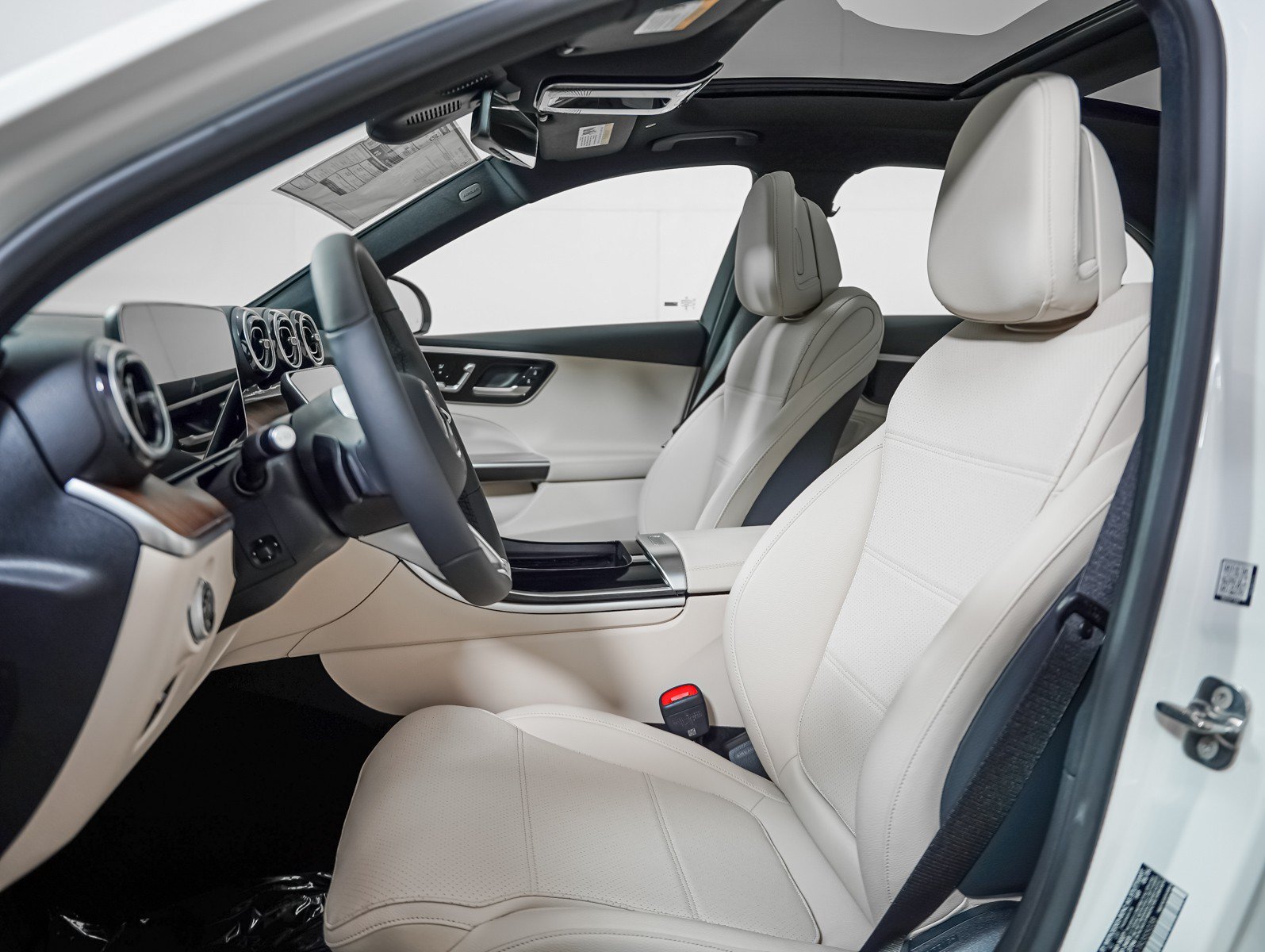 New 2026 Polar White Mercedes-Benz C 300 image 11