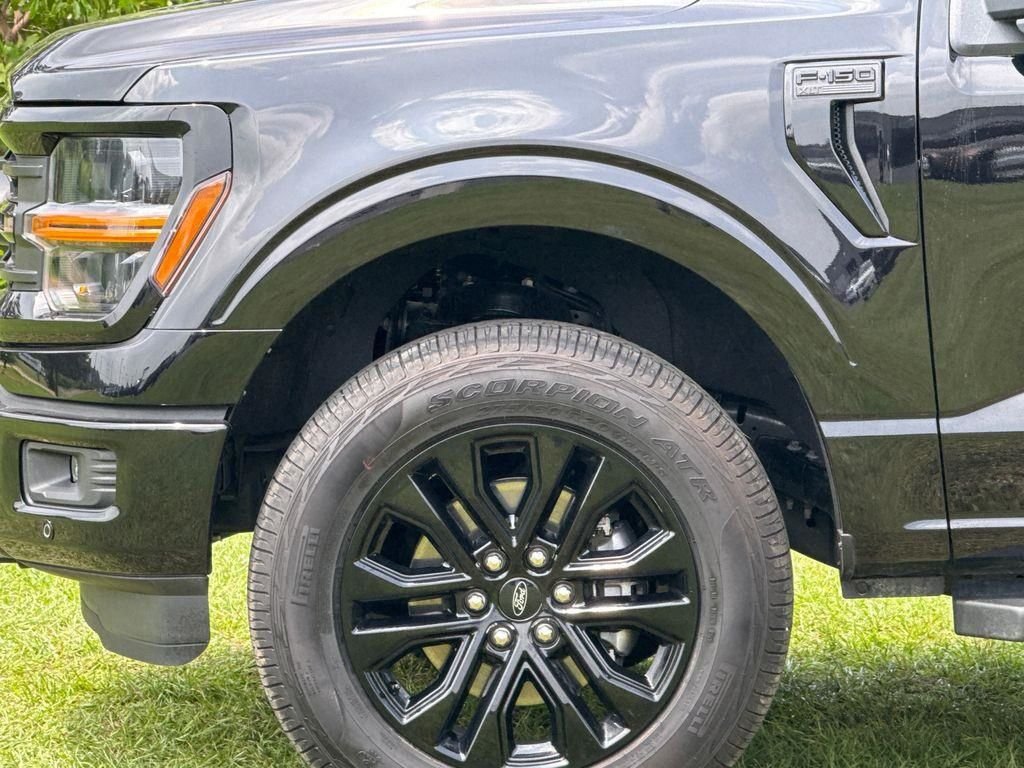 New 2026 Agate Black Metallic Ford XLT image 79