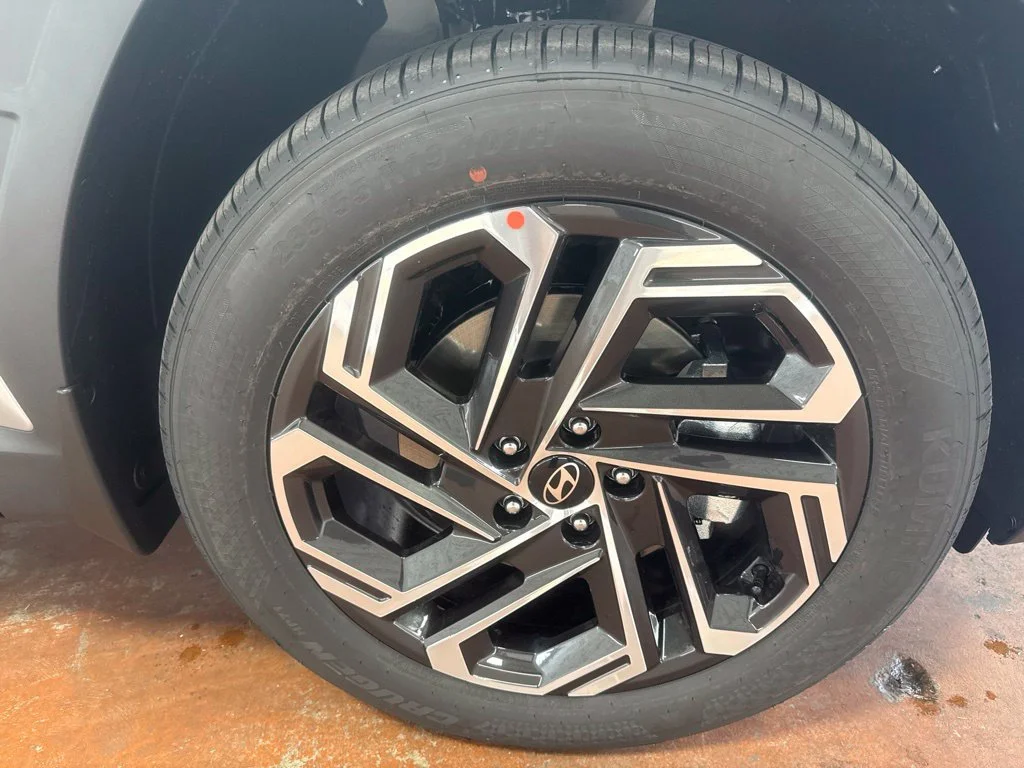 New 2026 Shimmering Silver Hyundai SEL Plus image 11