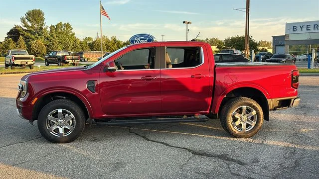 Used 2025 Red Ford Lariat image 4
